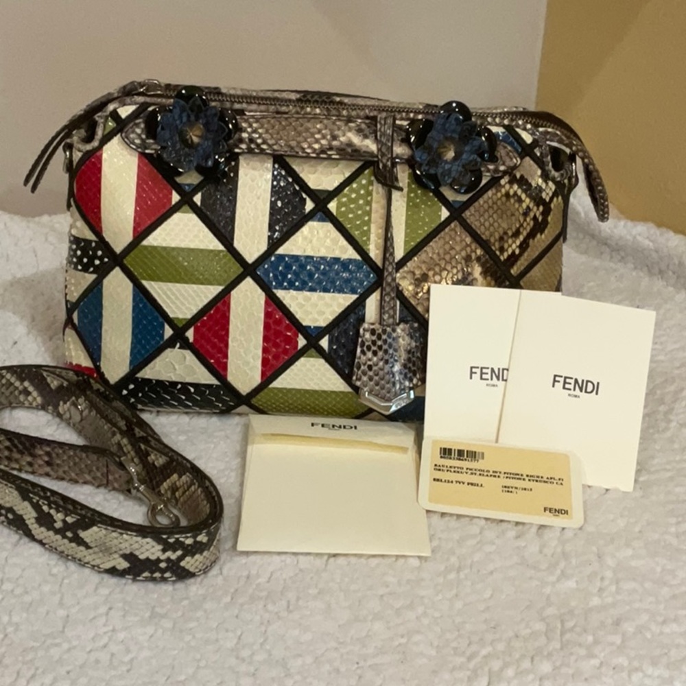 💯 authentic multicolor Fendi handbags